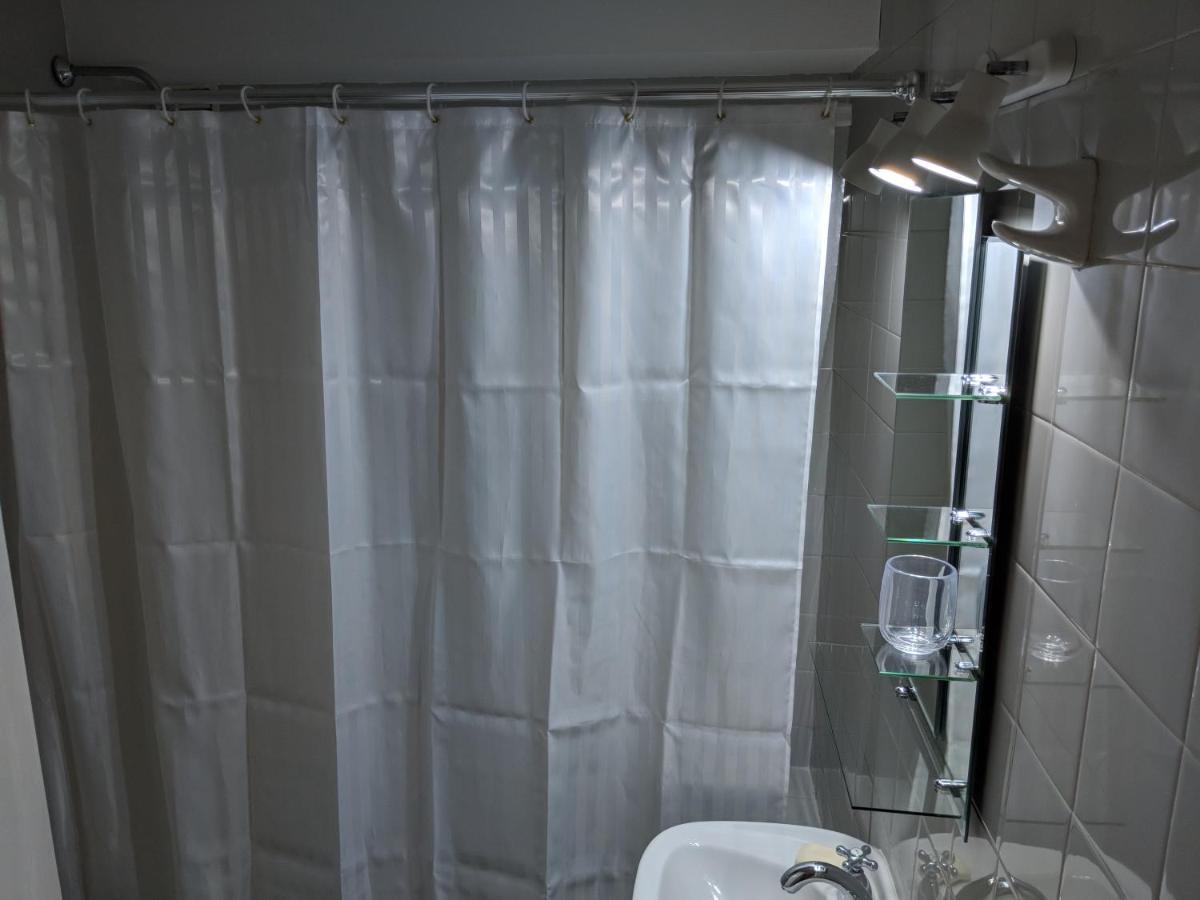 Apartamento Edificio Crucero บัวโนสไอเรส ภายนอก รูปภาพ