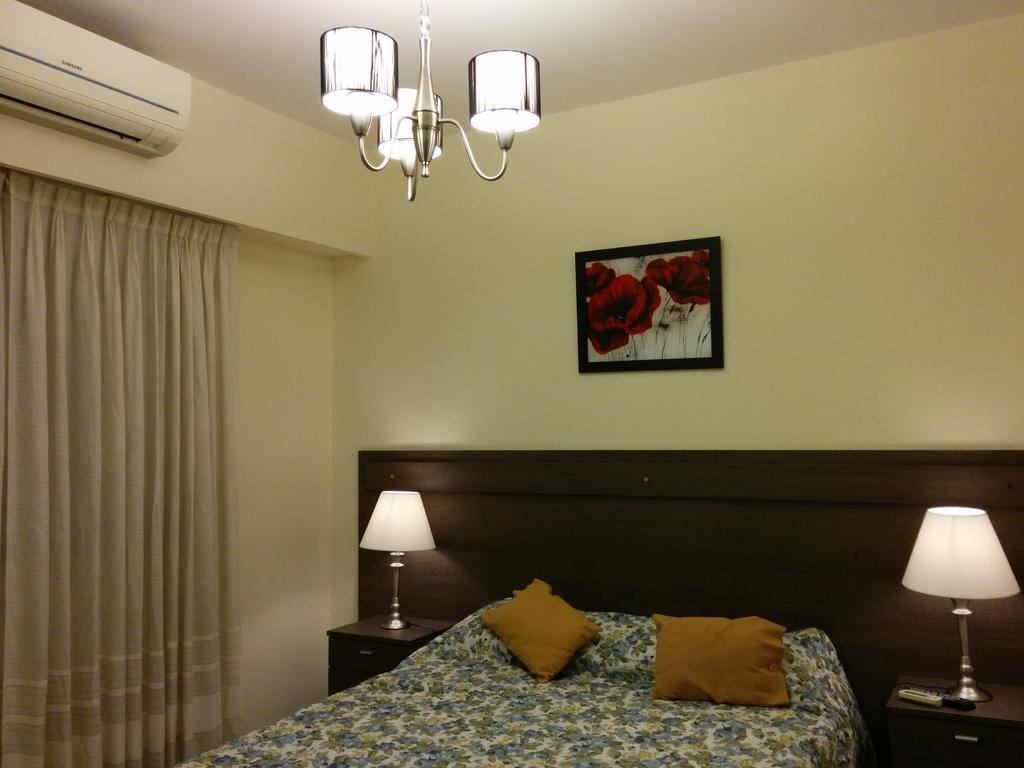Apartamento Edificio Crucero บัวโนสไอเรส ภายนอก รูปภาพ