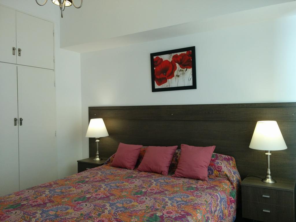 Apartamento Edificio Crucero บัวโนสไอเรส ภายนอก รูปภาพ
